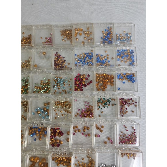 Swarovski Flatback and Hotfix Crystals Lot - Picture 6 of 11